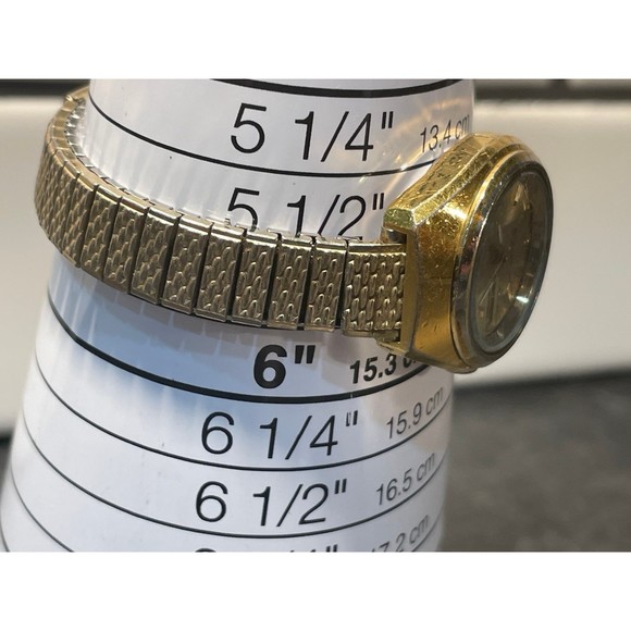 Vintage Ladies Pulsar (seiko) Gold Tone Watch - New Battery - Picture 3 of 3